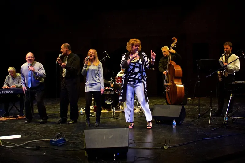 Jazz Spectrum full band performing